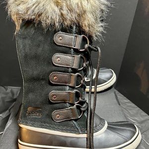 Sorel Joan of Arctic winter boots